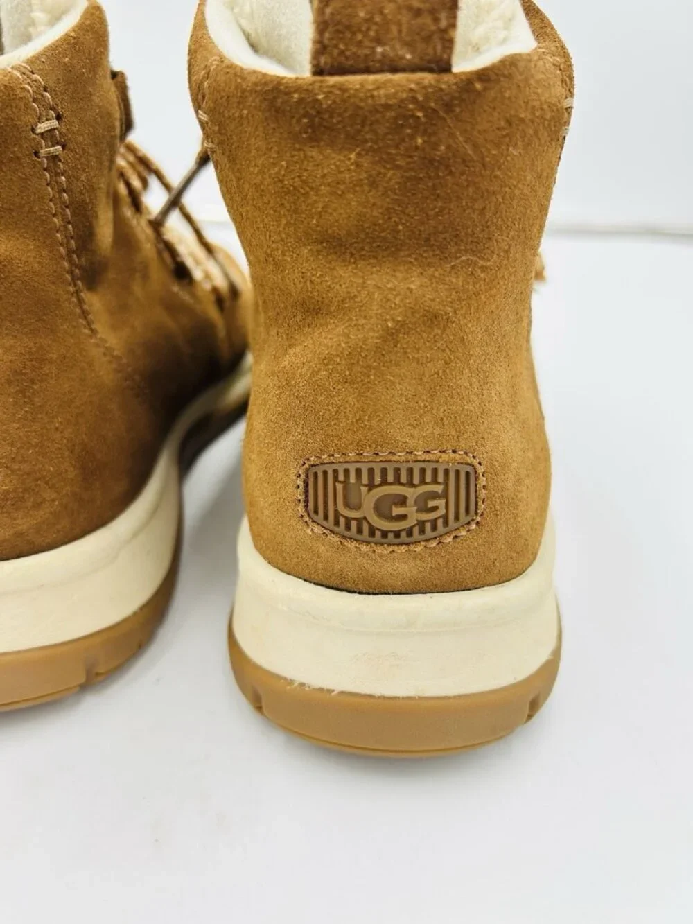 UGG Lakesider Heritage Mid Women's 8.5 Suede Boots Chestnut Brown